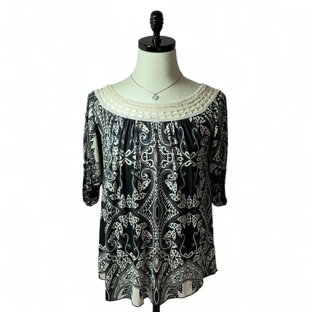 Casa Lee Bube Black White Paisley Crochet Lace Neck Blouse Whimsigoth 4681 M